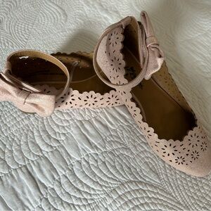 Self Esteem Pink Dress Shoes with Scalloped Edge